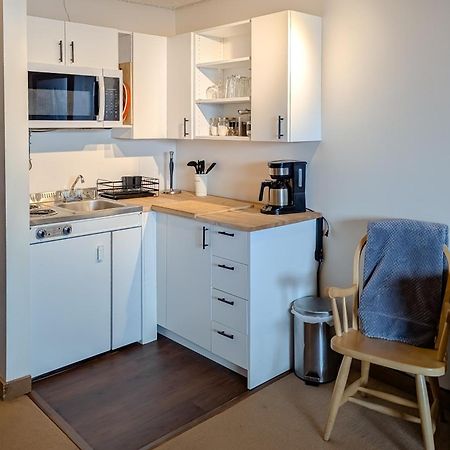 Moguls 813 Hotell Big White Eksteriør bilde